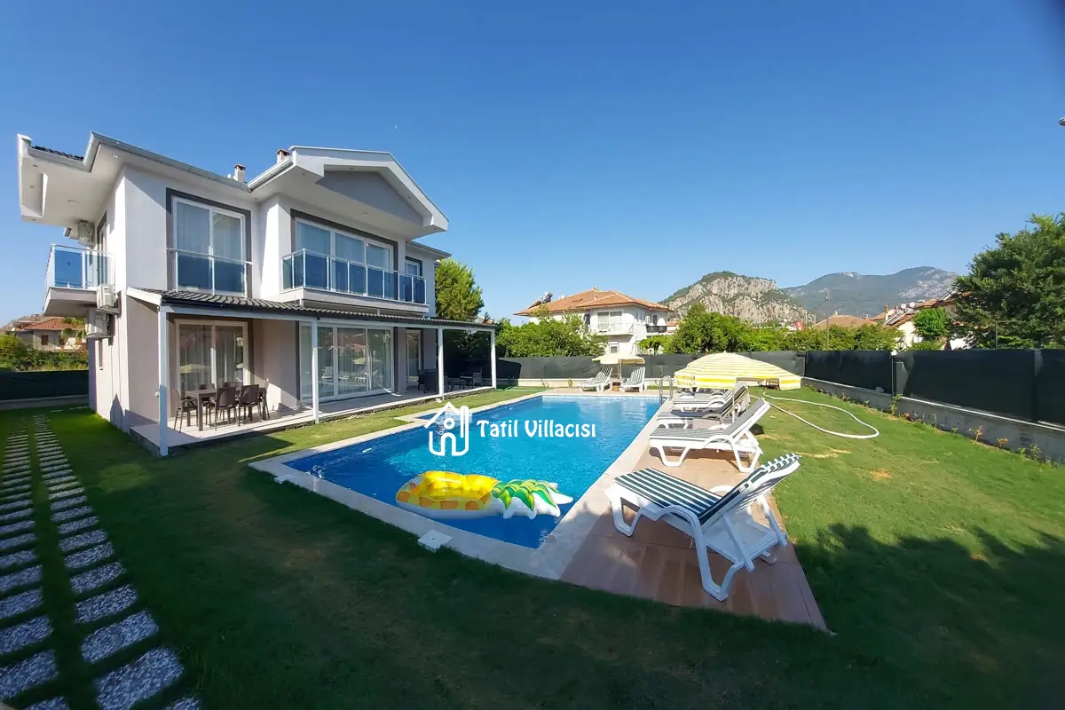 Villa Ayla