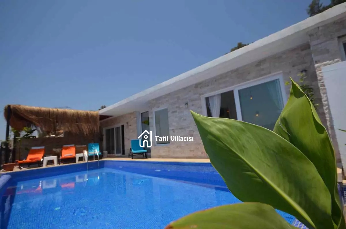 Villa Batı