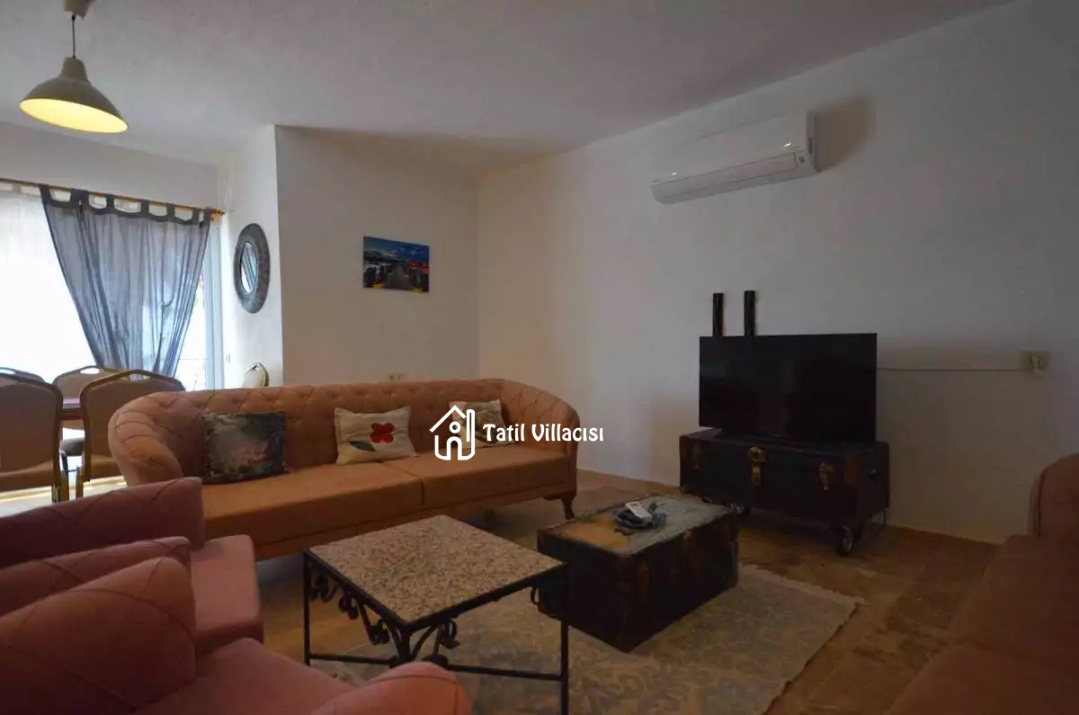 Villa Batı