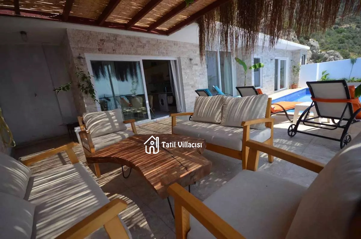 Villa Batı