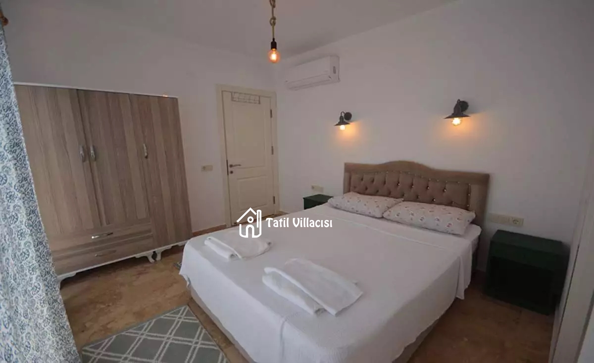 Villa Batı
