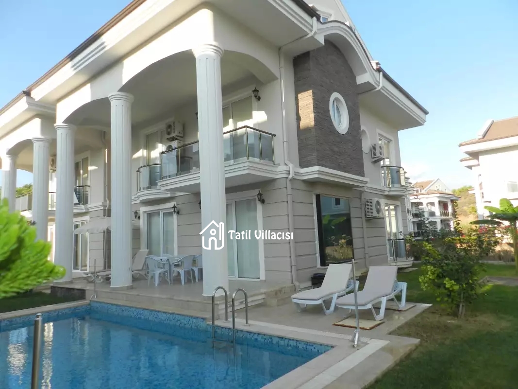 Villa Beach Breeze E2