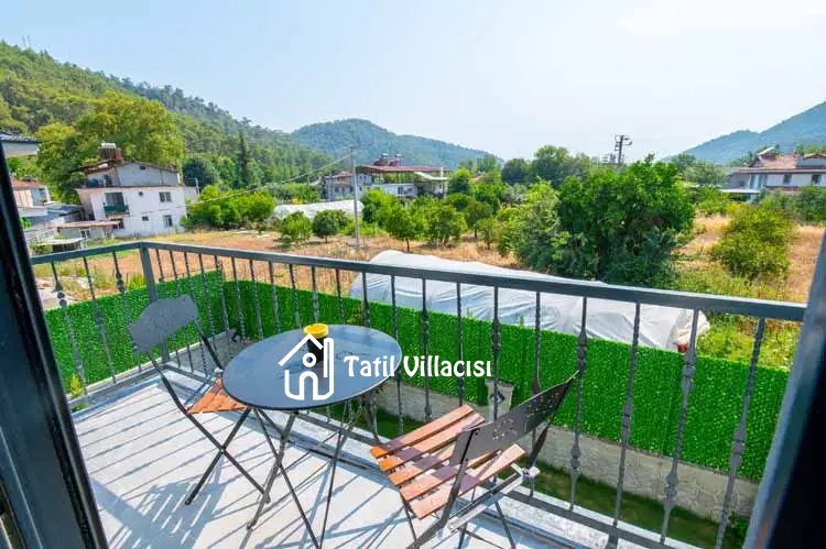 Villa Bel-La