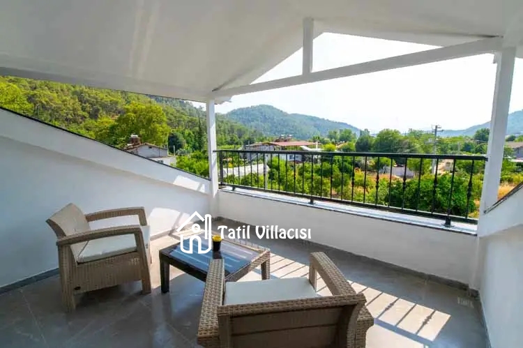 Villa Bel-La