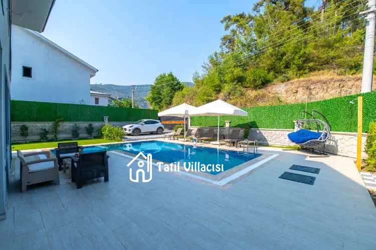 Villa Bel-La
