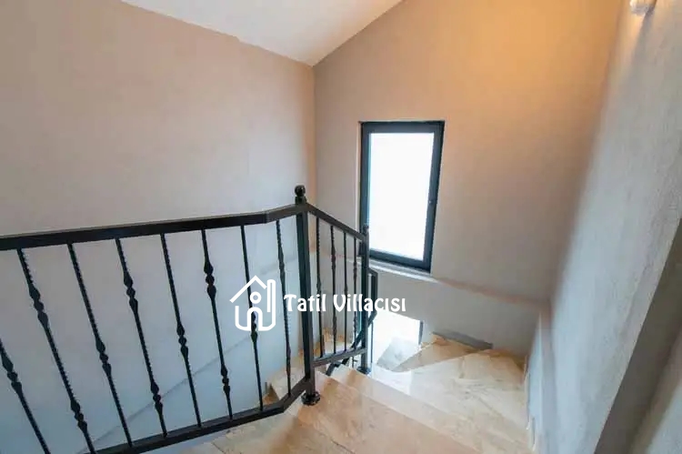 Villa Bel-La