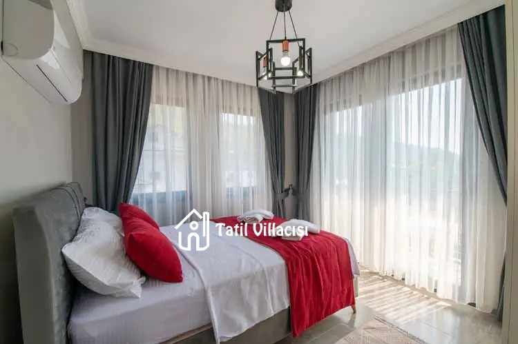 Villa Bel-La