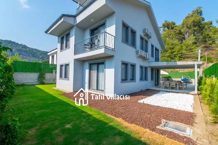 Villa Bel-La