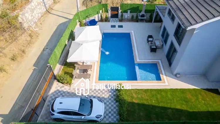 Villa Bel-La