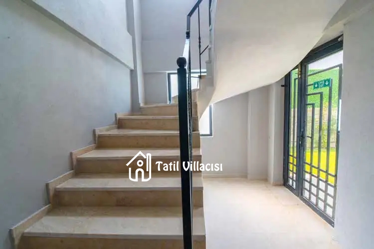 Villa Bel-La