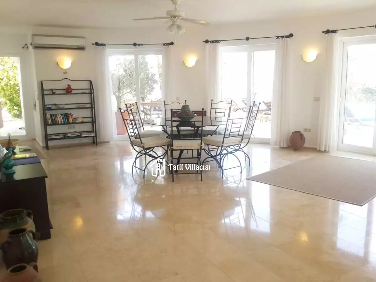 Villa Blue Vista