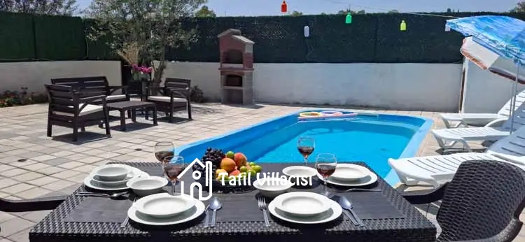 Villa Bora 2