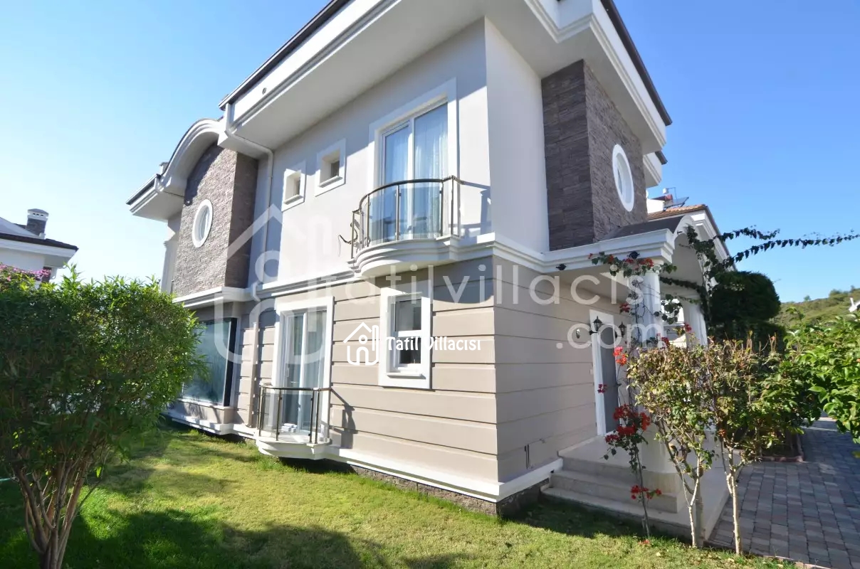 VİLLA BREEZE C