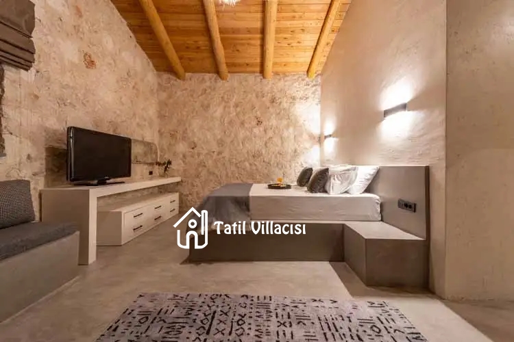 Villa Casaba Uğrar