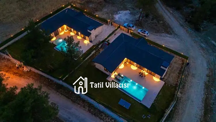 Villa Casaba Uğrar