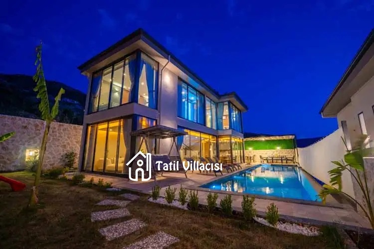 Villa Colosseum