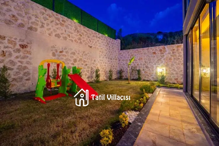 Villa Colosseum