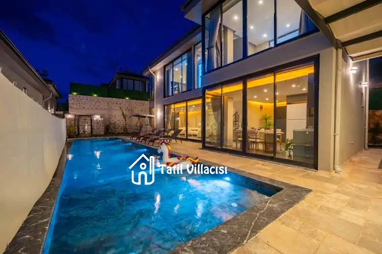 Villa Colosseum