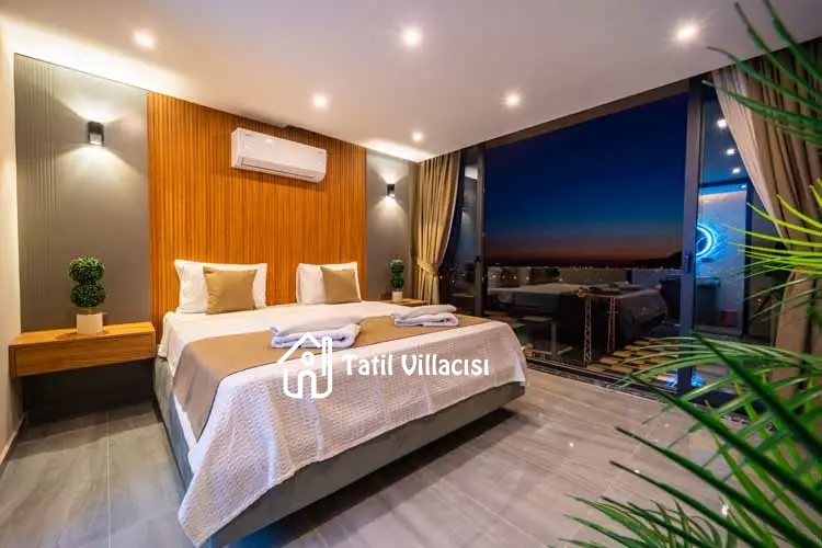 Villa Colosseum