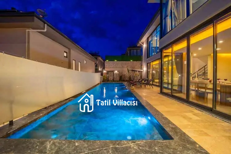 Villa Colosseum
