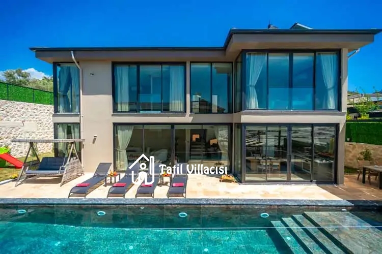 Villa Colosseum