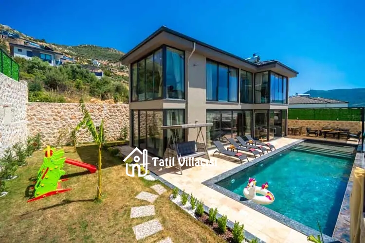 Villa Colosseum