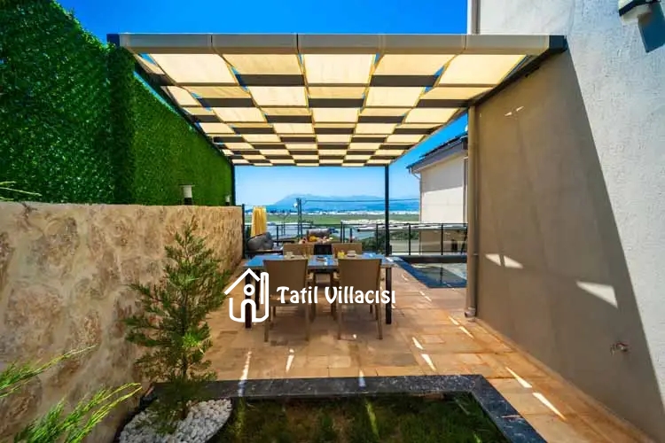 Villa Colosseum
