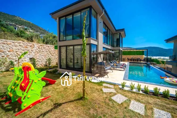 Villa Colosseum