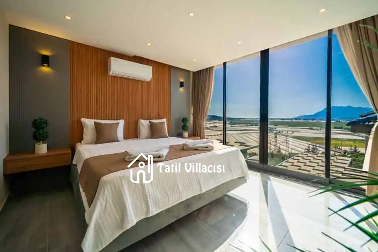 Villa Colosseum