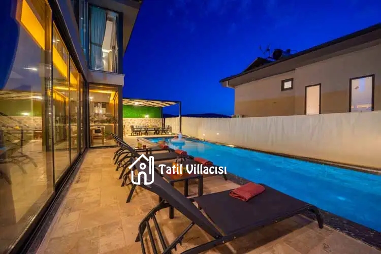 Villa Colosseum