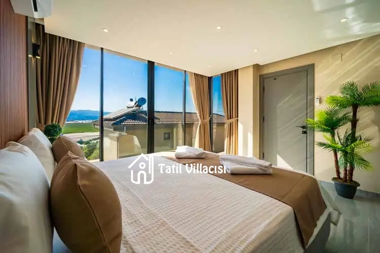 Villa Colosseum