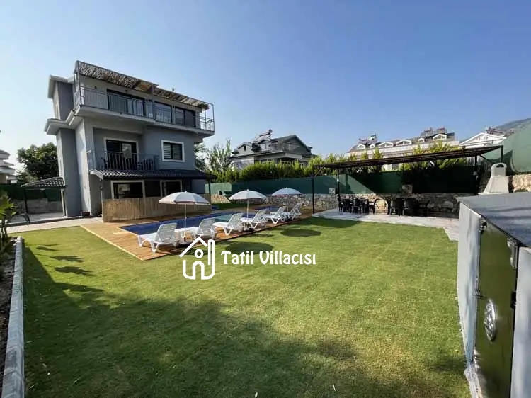 Villa Deep