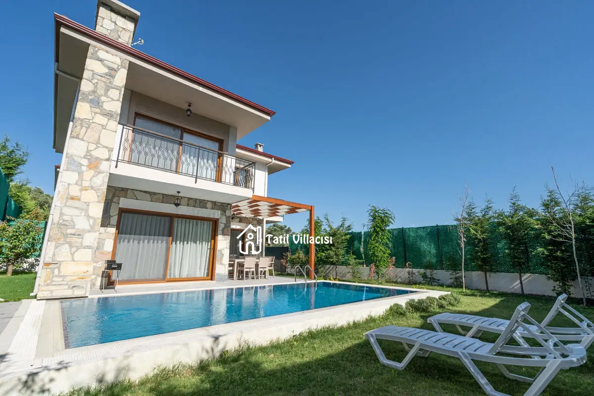 Villa Deluxe Plus