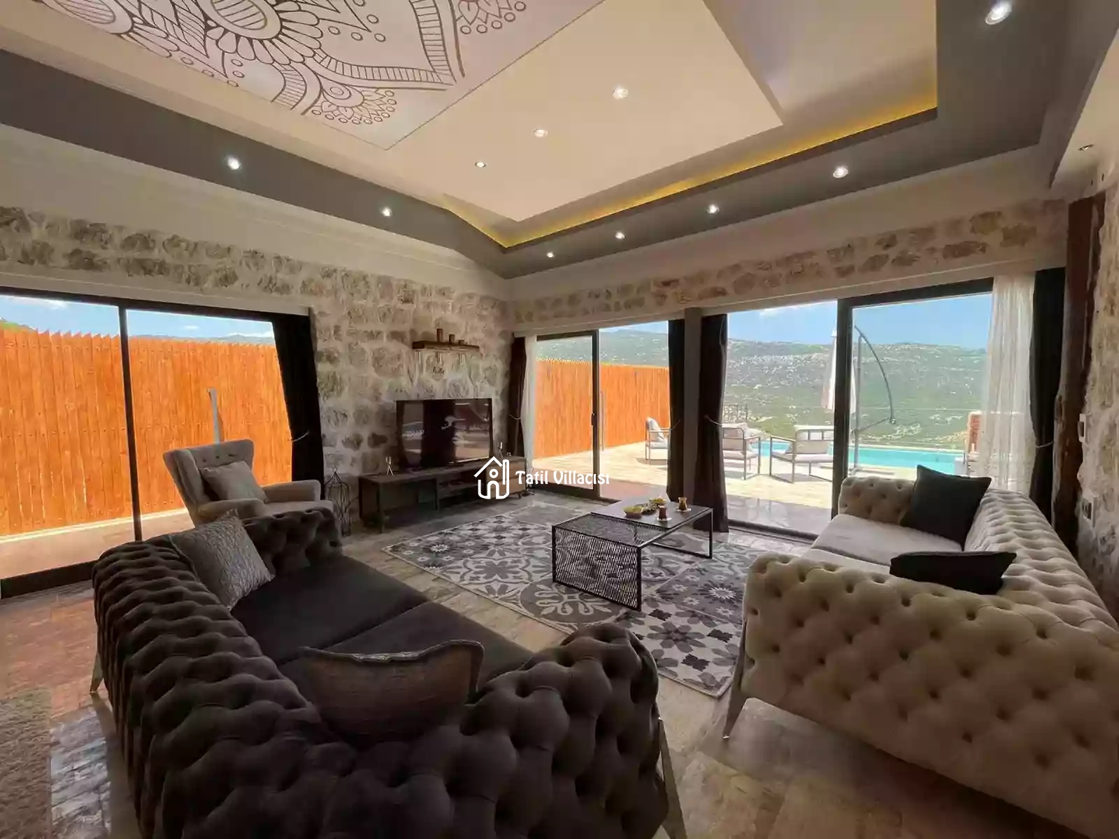 Villa Dublin