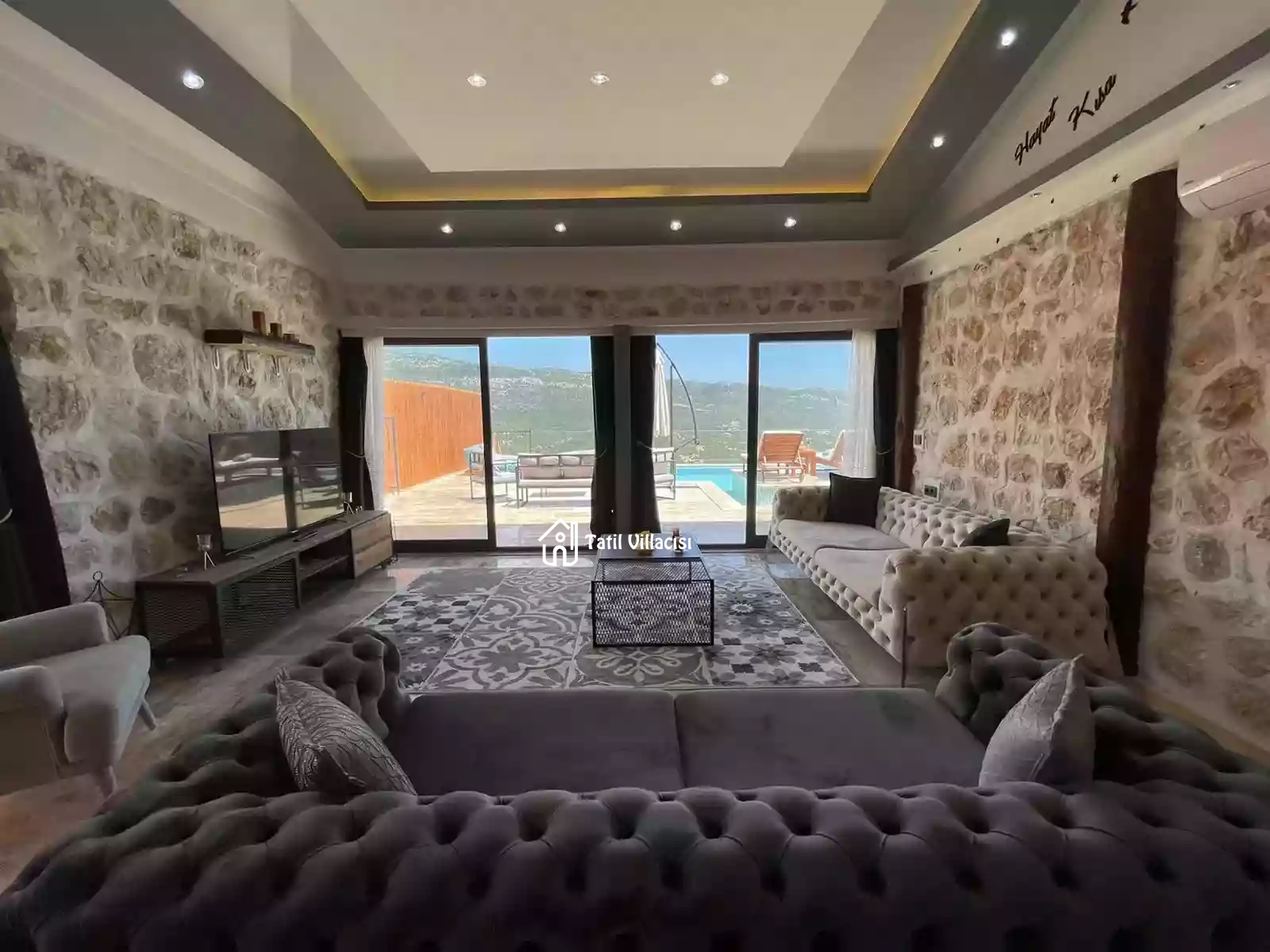 Villa Dublin