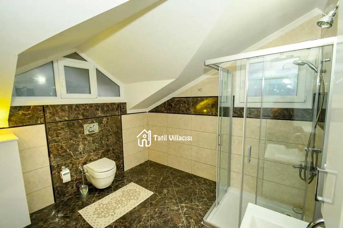 Villa Doğa Üzümlü