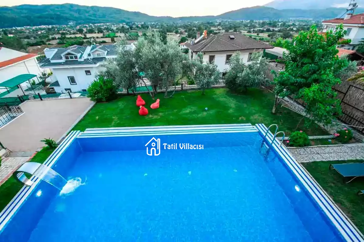 Villa Doğa Üzümlü