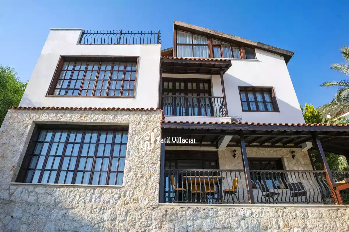 Villa Elfuze