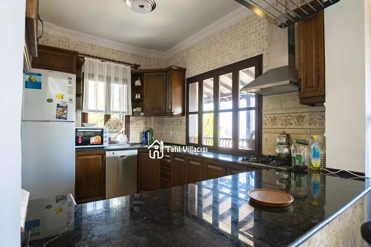 Villa Elfuze