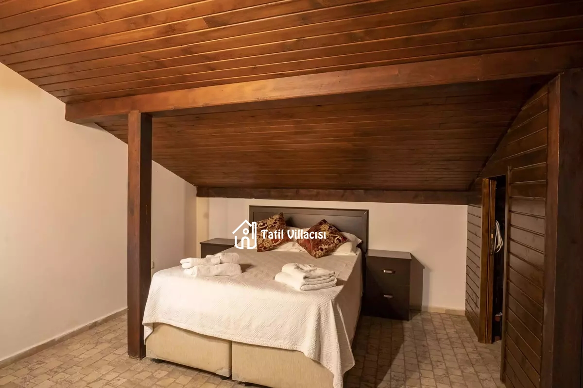 Villa Elfuze