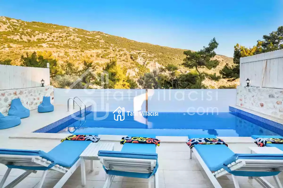Villa Ella 1