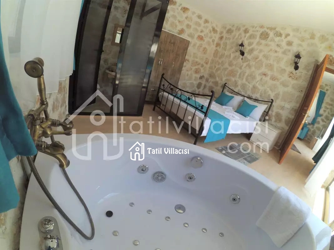 Villa Ella 1