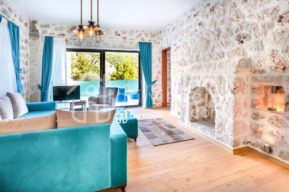 Villa Ella 2
