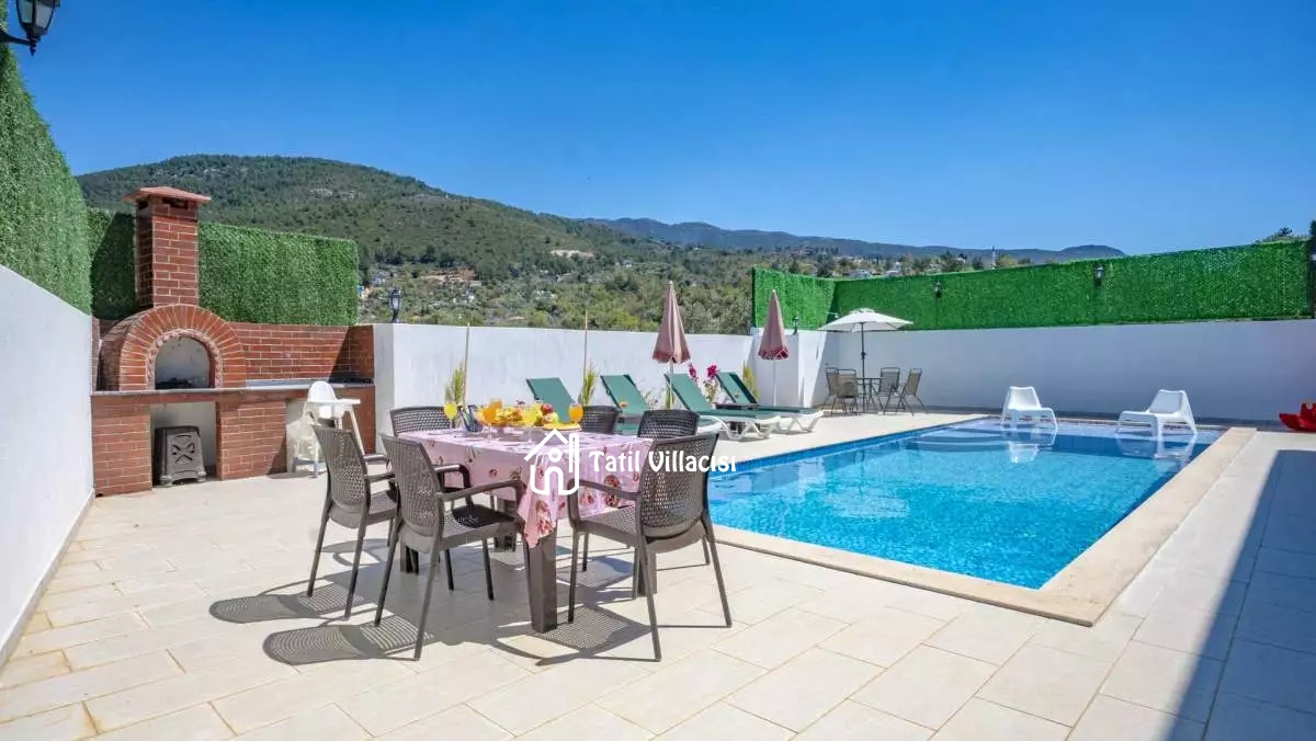 Villa Farah
