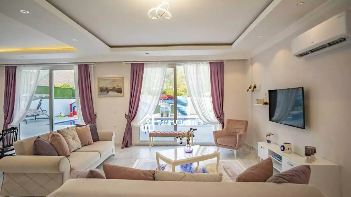 Villa Farah