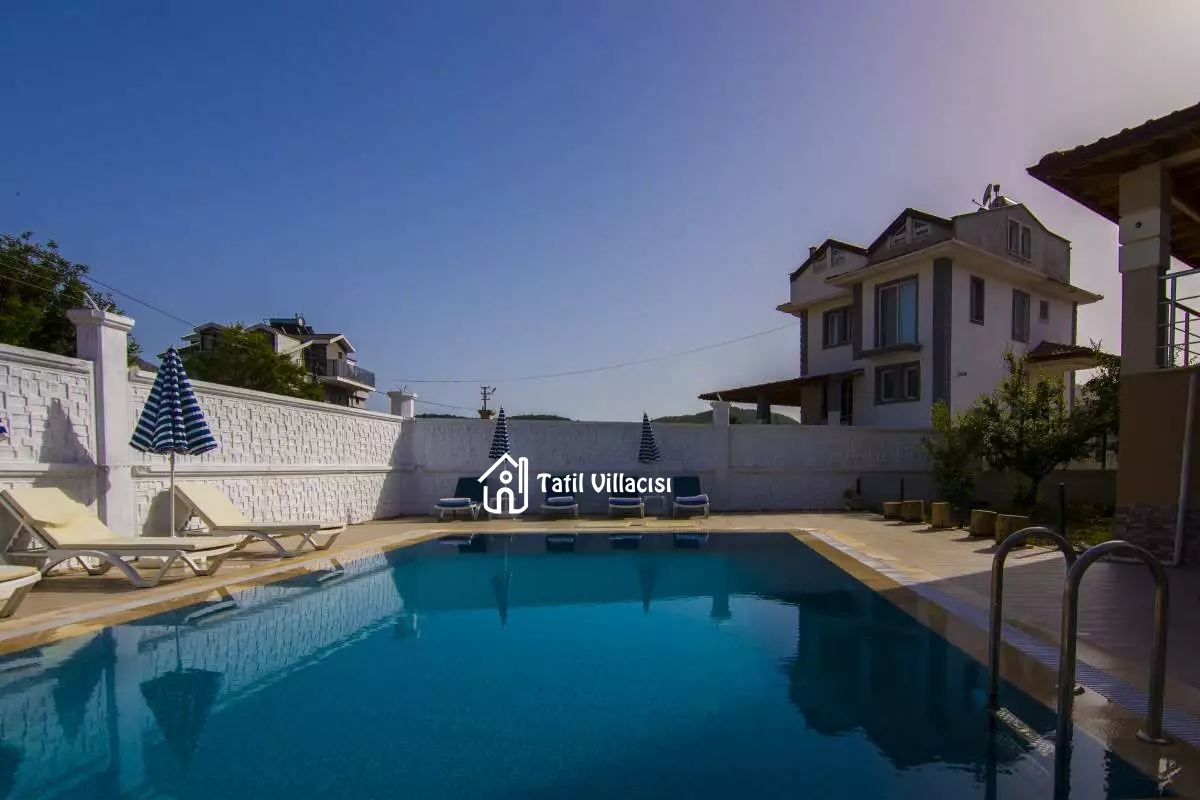 Villa Felisya