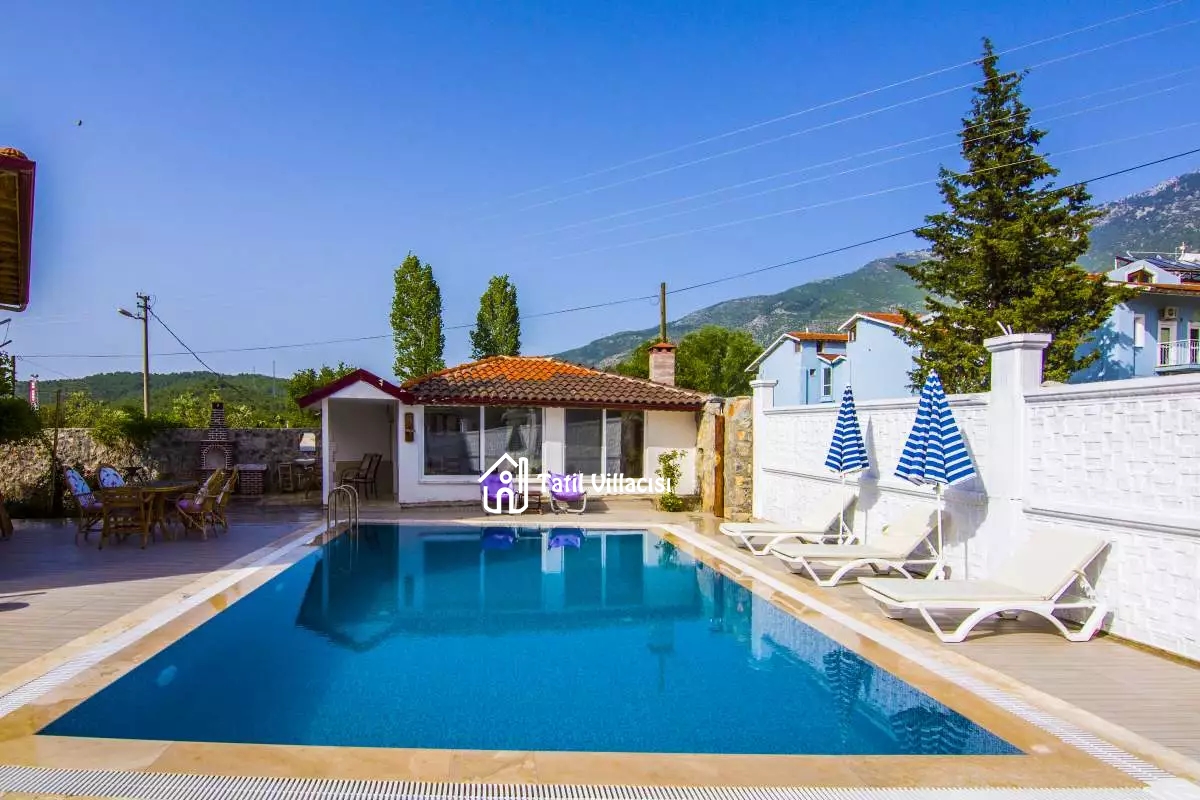 Villa Felisya