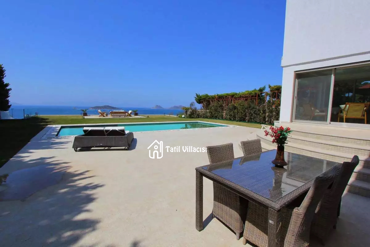 Villa Flower