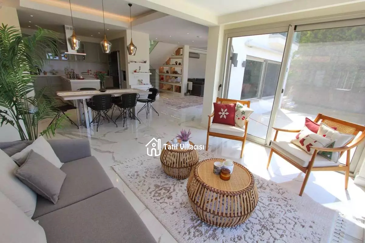Villa Flower