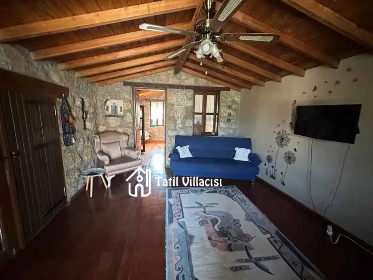Villa Lynn